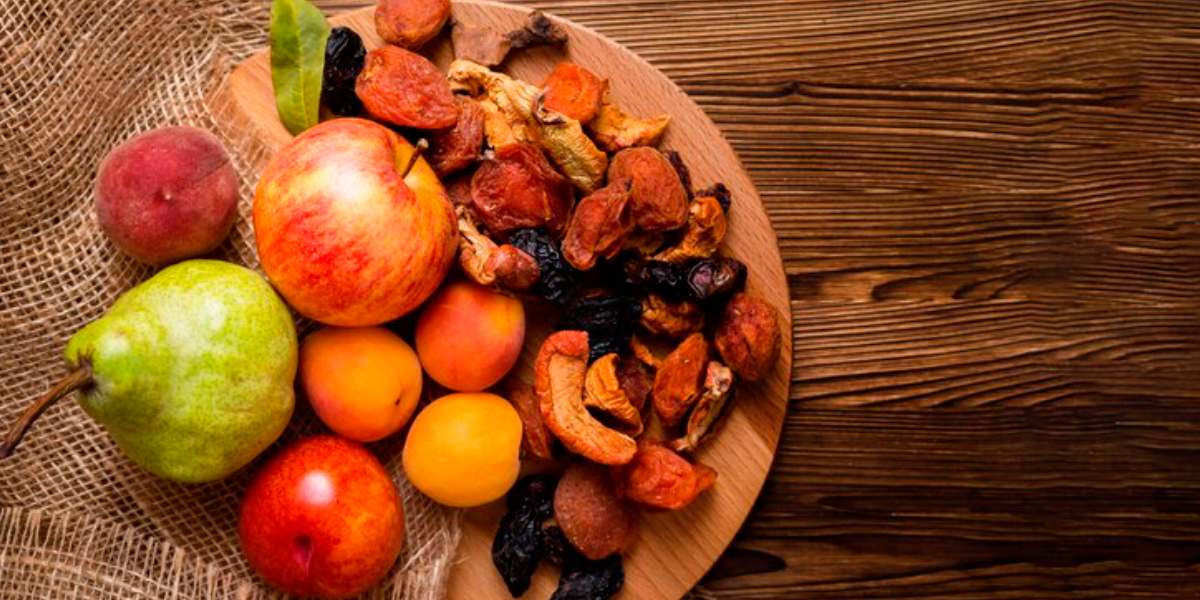 fresh fruit or dried fruit