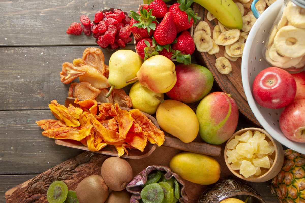 مقایسه کالری میوه خشک و تازه