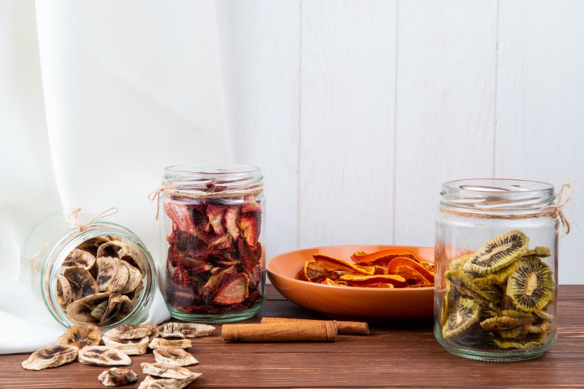 ماندگاری میوه خشک چقدر است؟